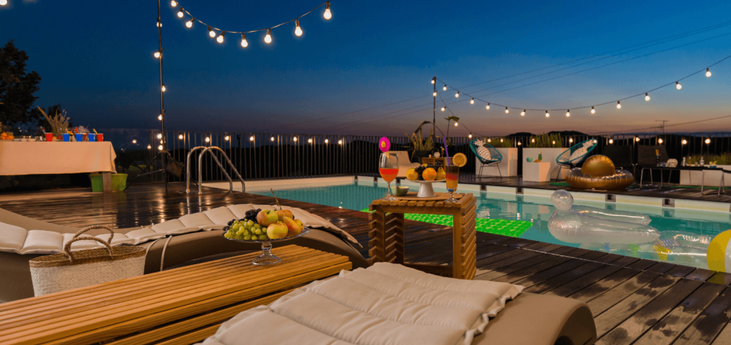 Tận Hưởng Beach-Pool Party sôi động tại Adorabay Resort Tận Hưởng Beach-Pool Party sôi động tại Adorabay Resort