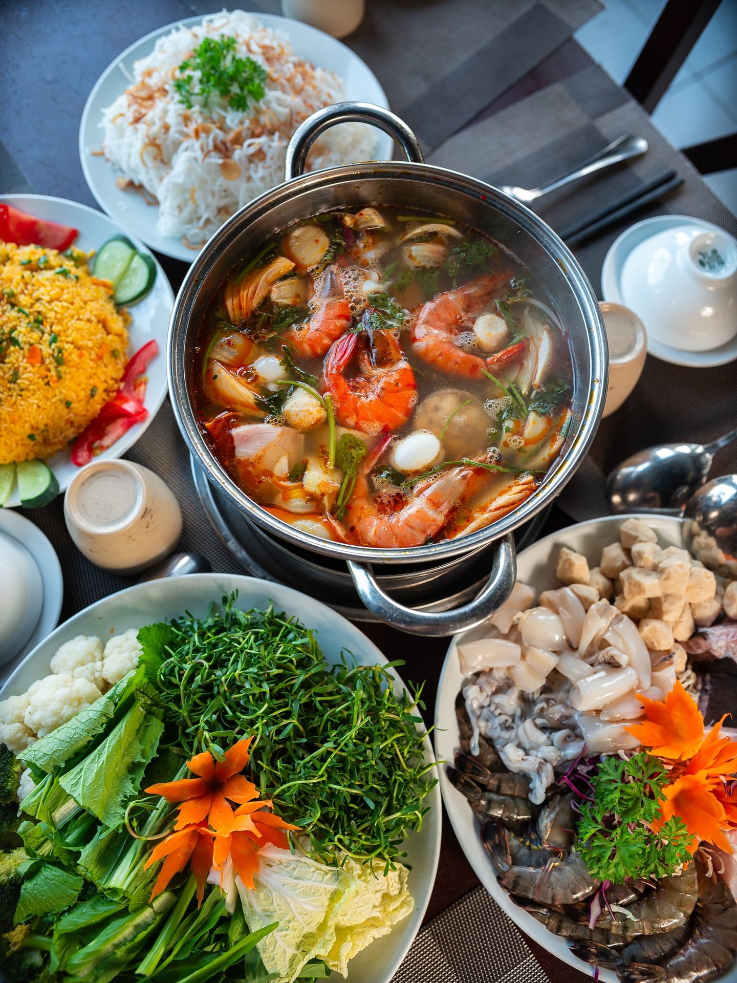 Seafood Hot Pot Set at AdoraBay Seafood Hot Pot Set at AdoraBay